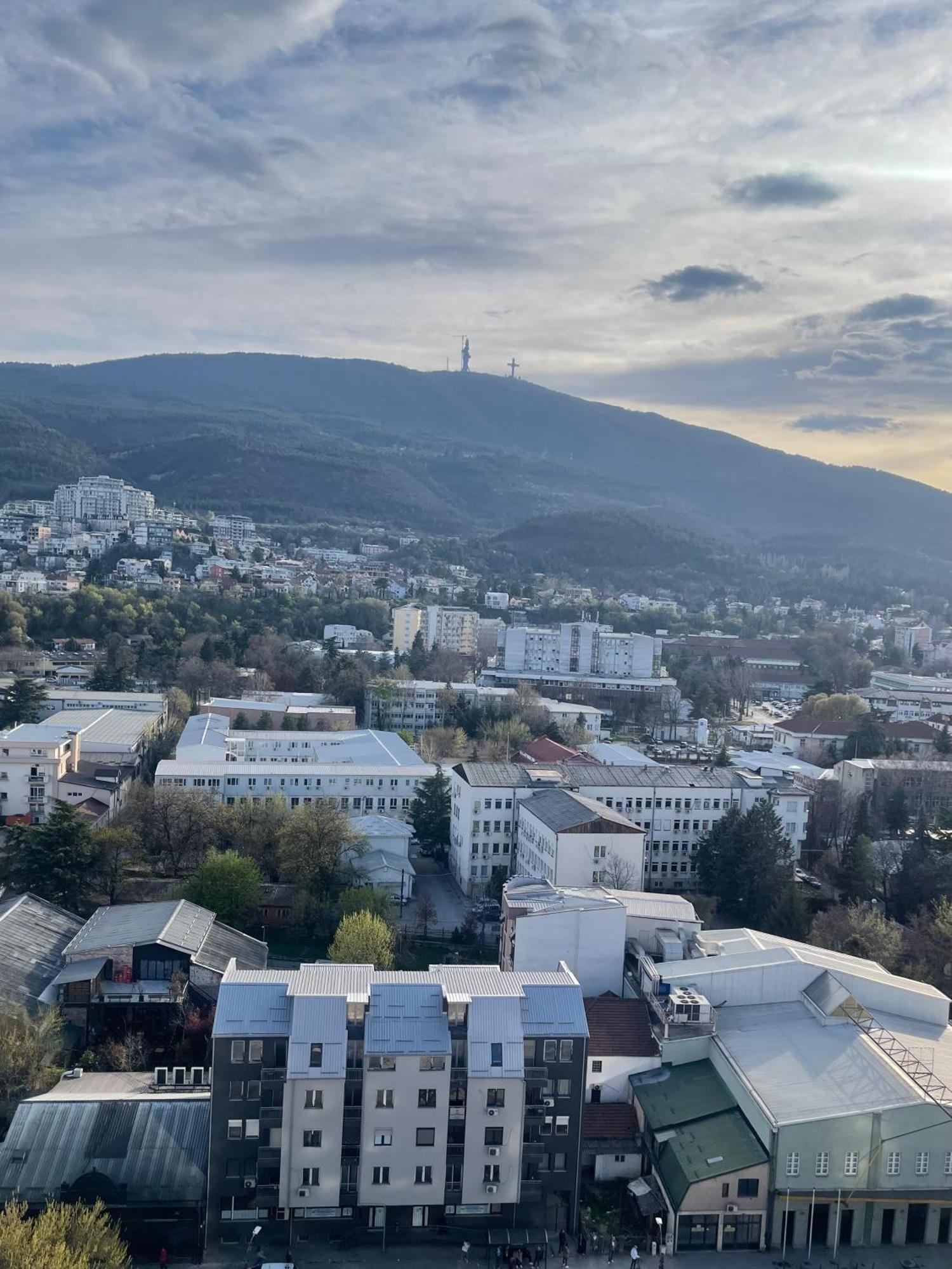 180° View Apartment In Diamond Building Üsküp Dış mekan fotoğraf