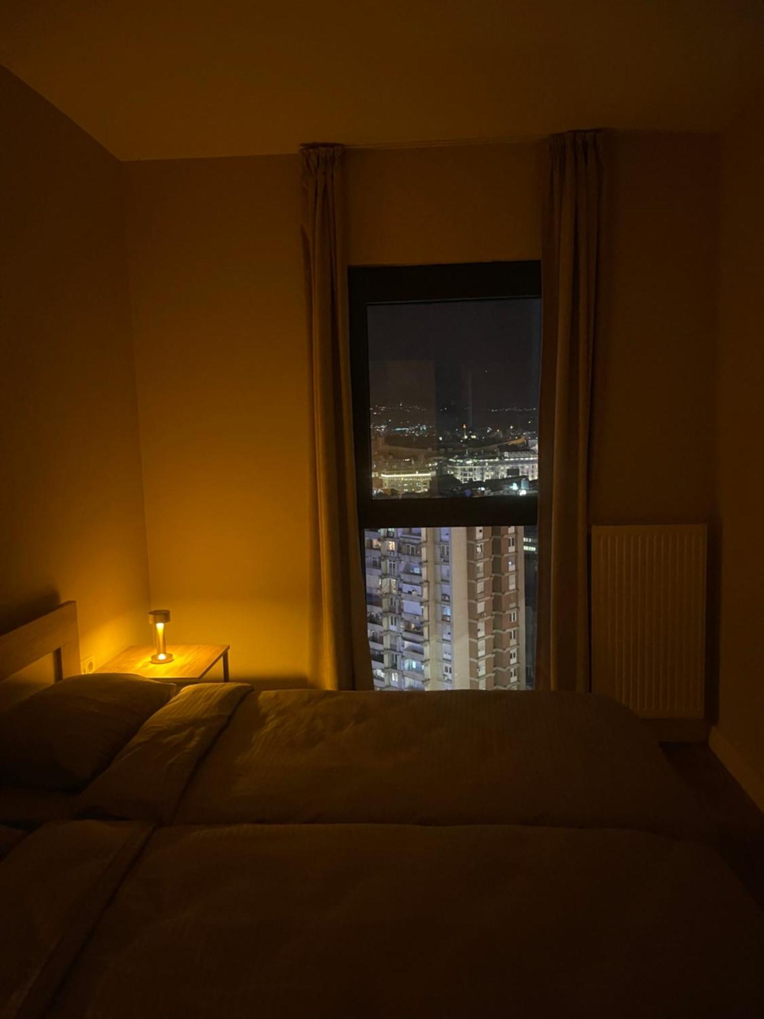 180° View Apartment In Diamond Building Üsküp Dış mekan fotoğraf