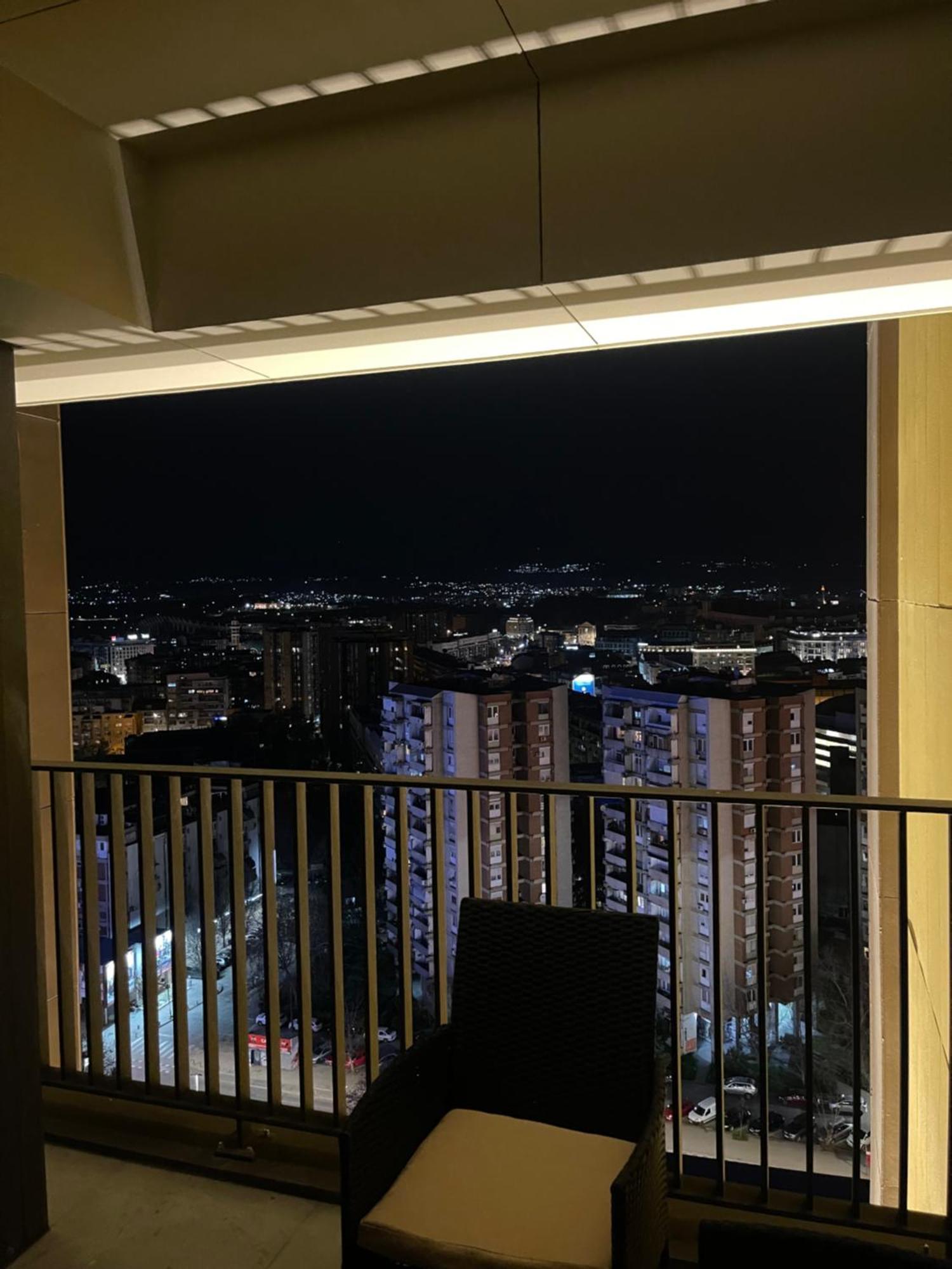 180° View Apartment In Diamond Building Üsküp Dış mekan fotoğraf