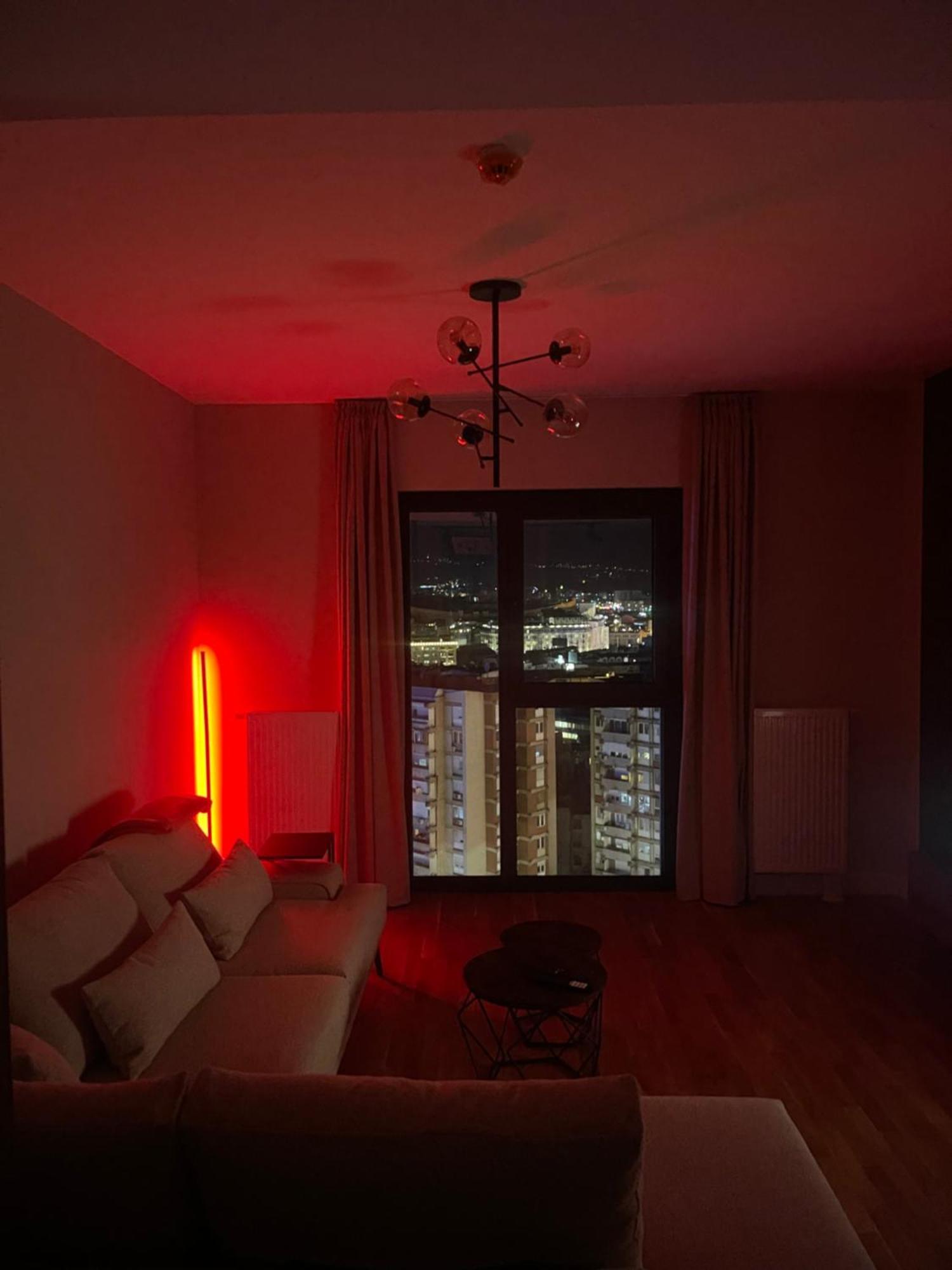 180° View Apartment In Diamond Building Üsküp Dış mekan fotoğraf
